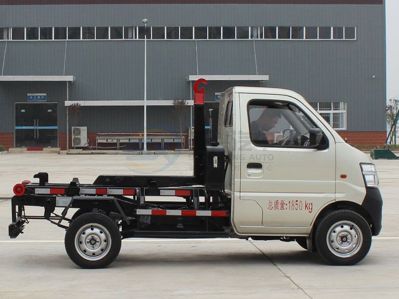 長安勾臂垃圾車
