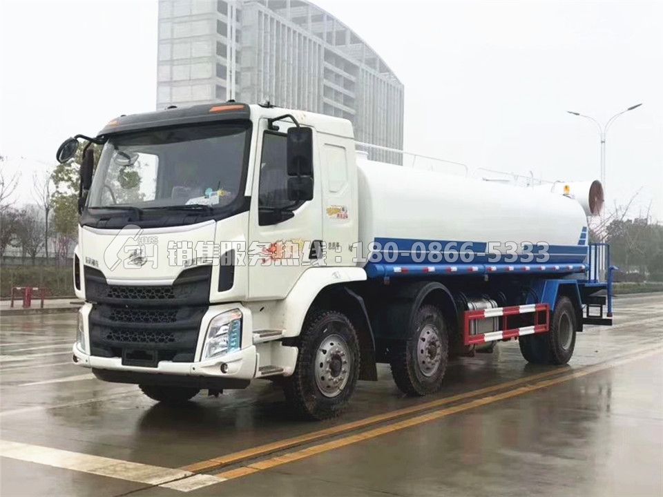 柳汽乘龍M3小三軸灑水車(chē)18立方-帶30米霧炮