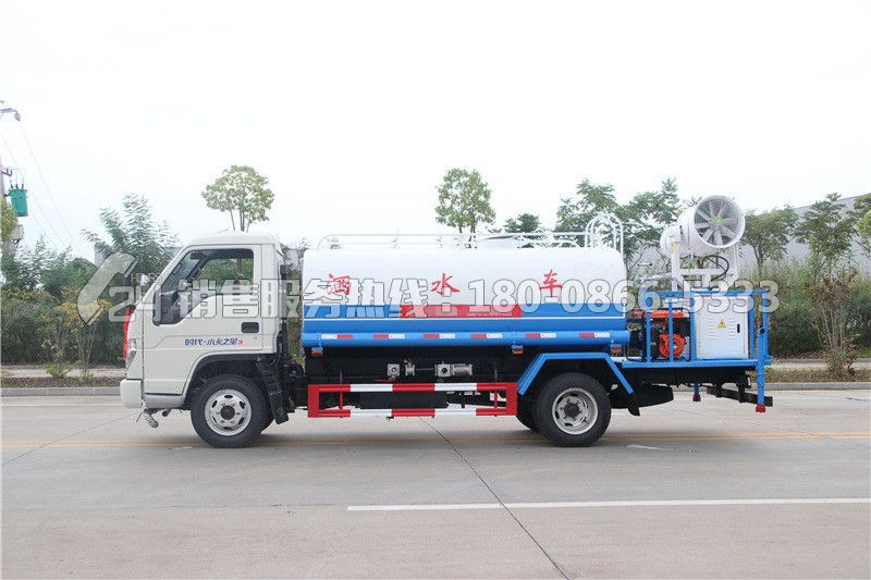 福田時(shí)代灑水車4方-帶30米霧炮