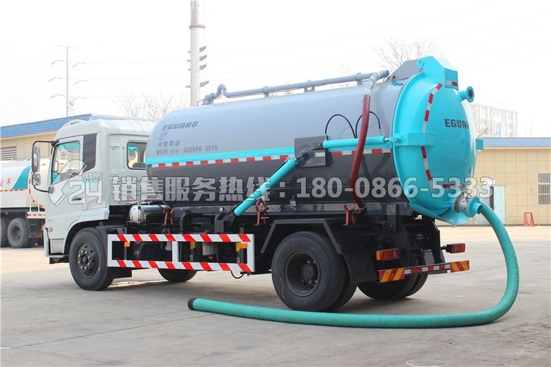 東風(fēng)天錦吸污車(chē)11方
