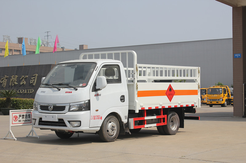 國(guó)六-東風(fēng)途逸3米氣瓶運(yùn)輸車
