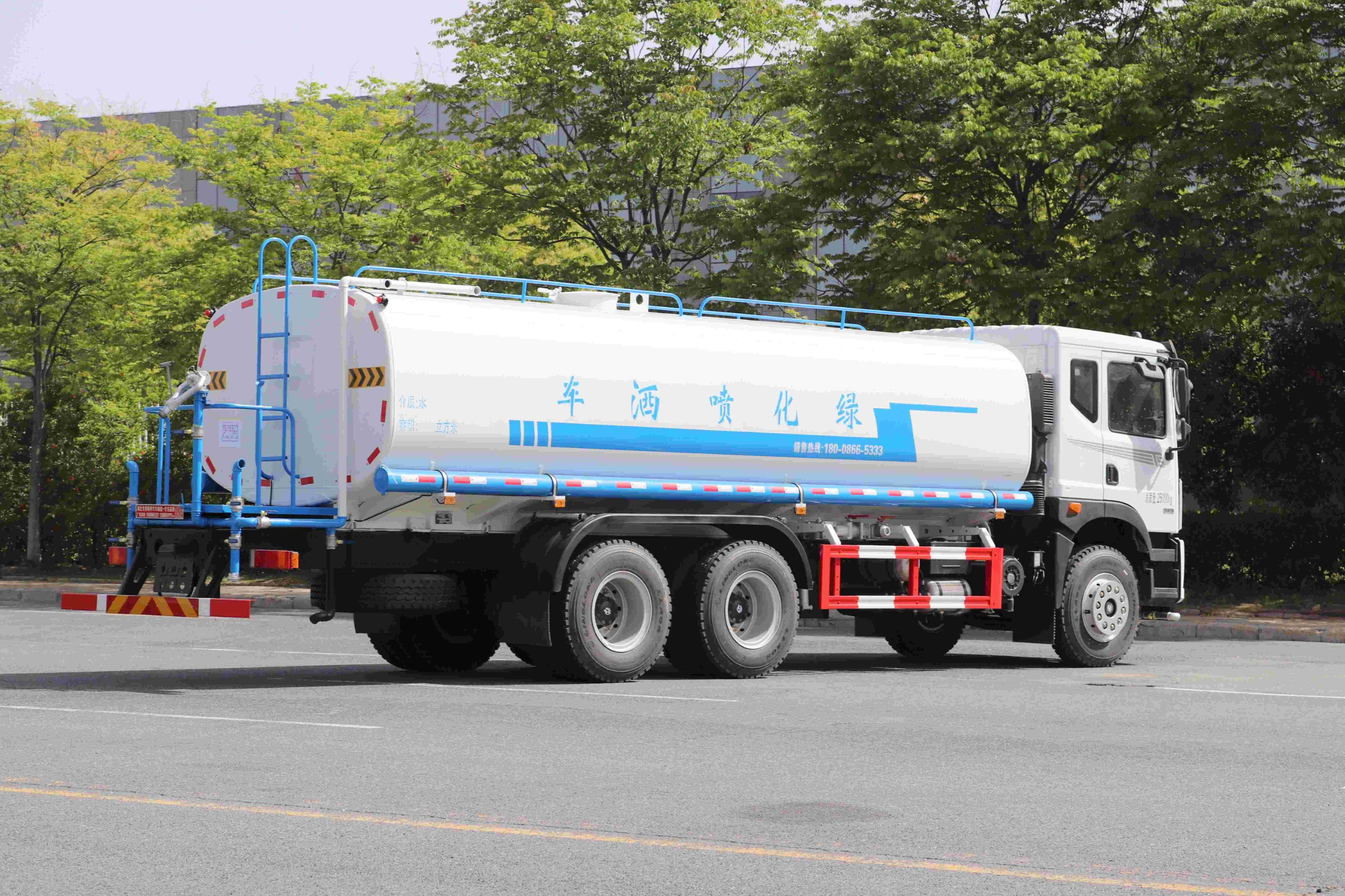 東風(fēng)華神T5后雙橋灑水車22方