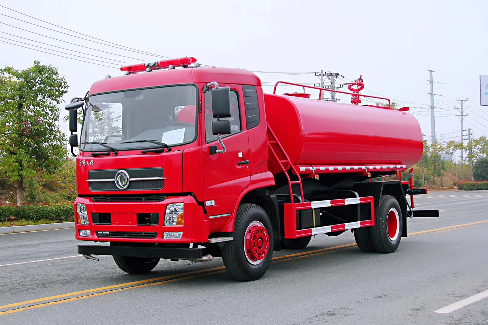 東風天錦消防灑水車（園區(qū)專用）