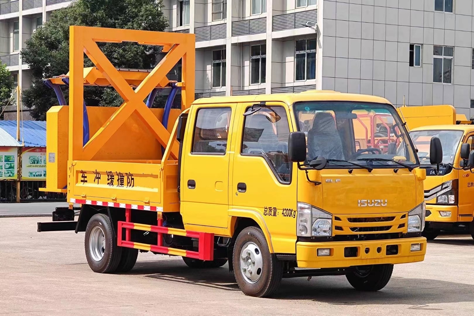 慶鈴五十鈴防撞緩沖車(chē)70K